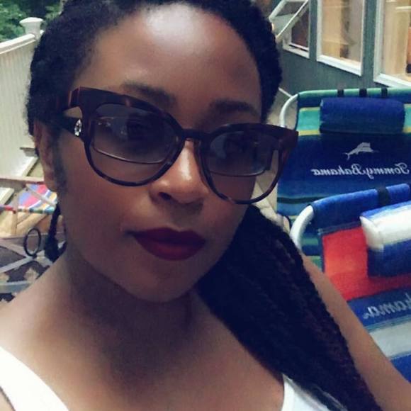 Poshmark profile picture for @haitian
